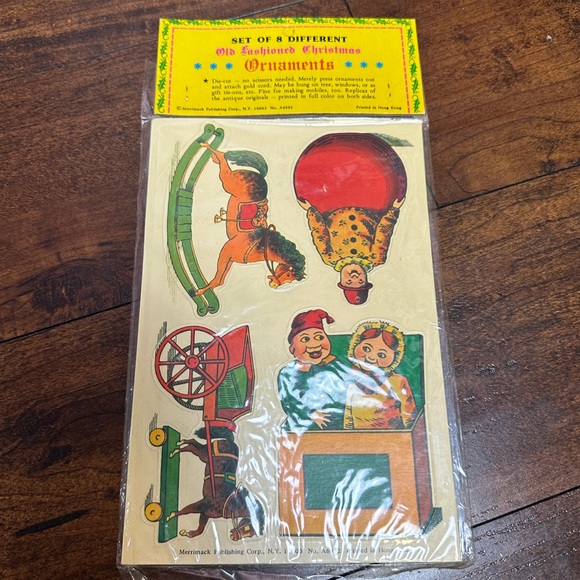 NEW old stock set of 8 old fashioned Christmas ornaments die cut with string - Picture 4 of 4